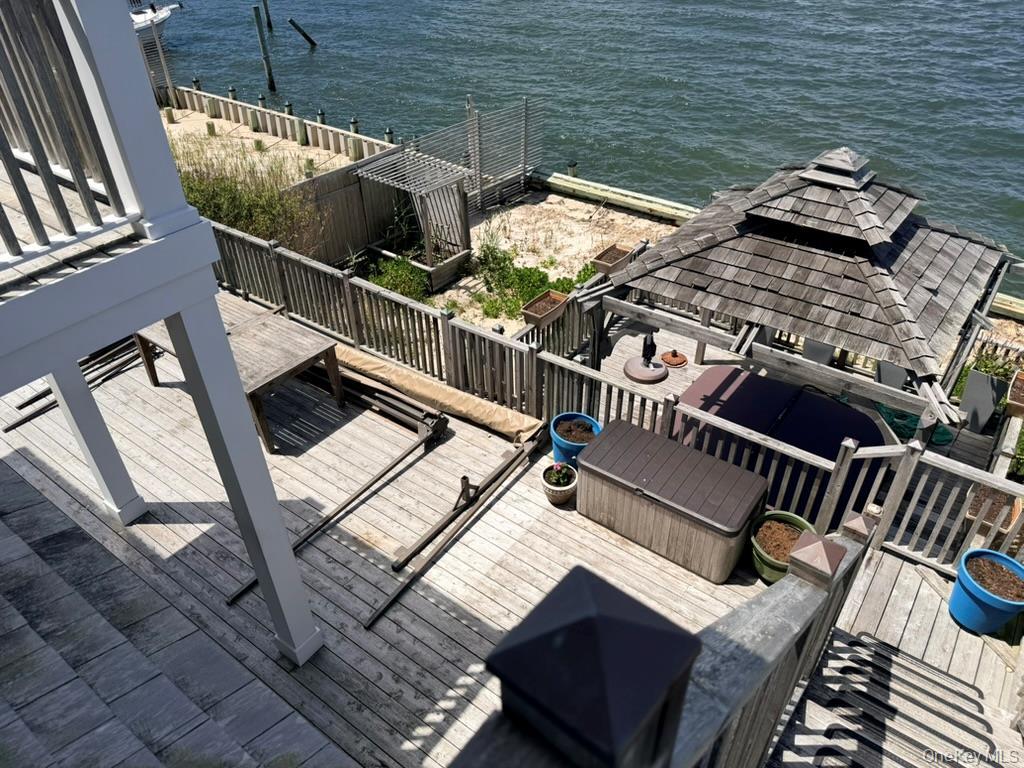 Single Family Bayview Walk Suffolk County, NY 11782, MLS-1014328-16