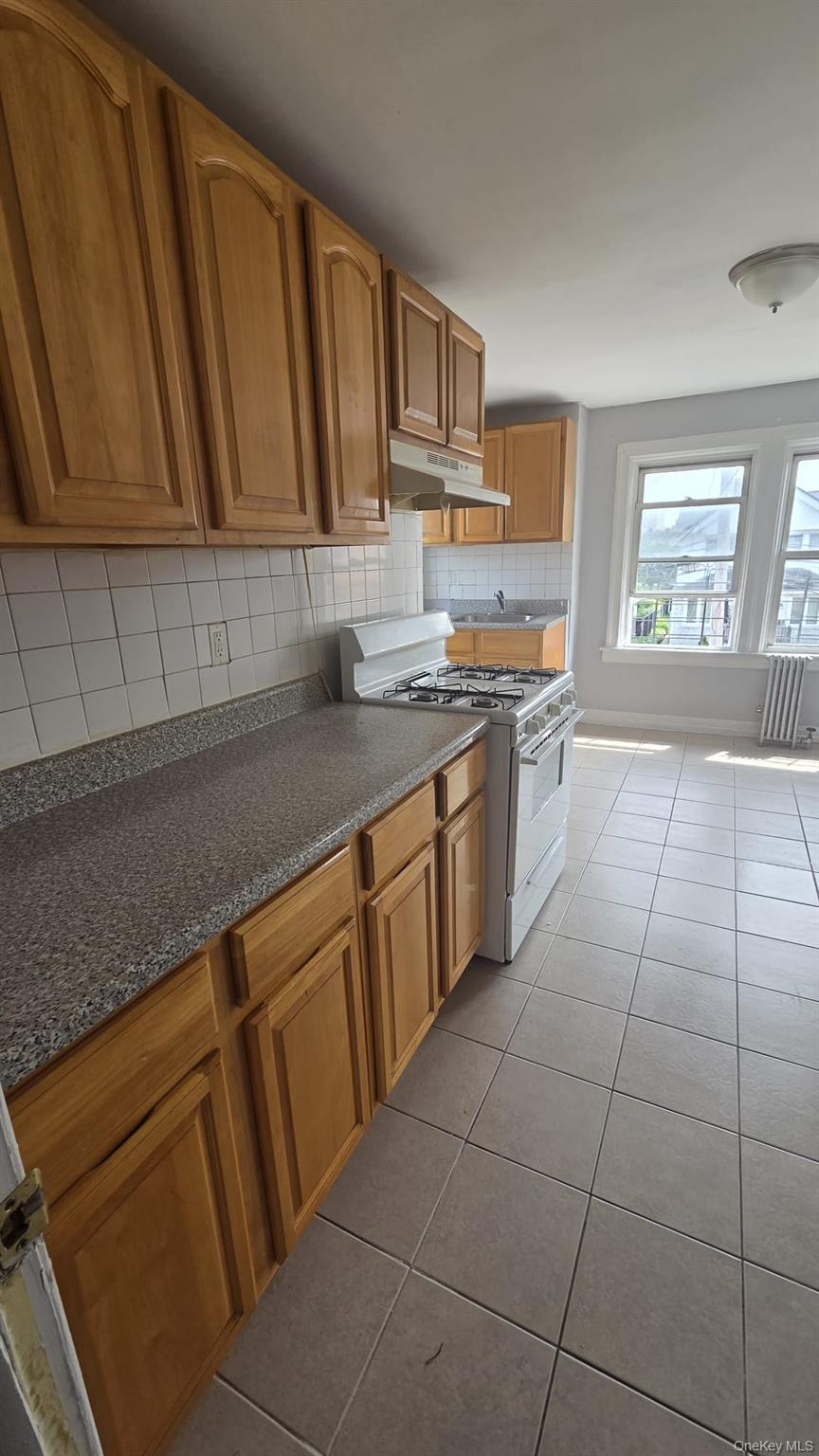 Single Family Beach 29th Street Queens, NY 11691, MLS-1014339-15
