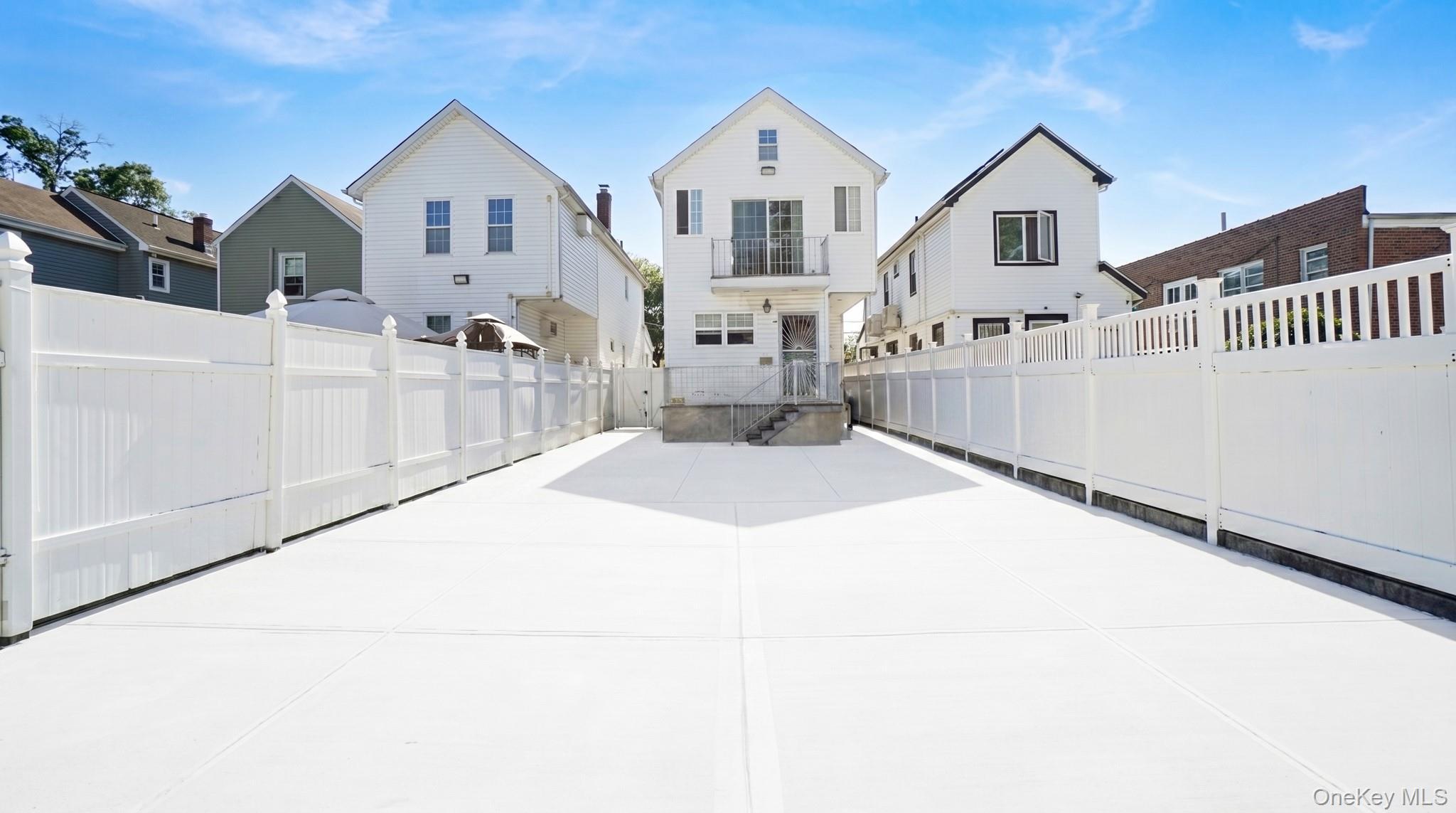 Single Family 215th Street Queens, NY 11429, MLS-1014366-16