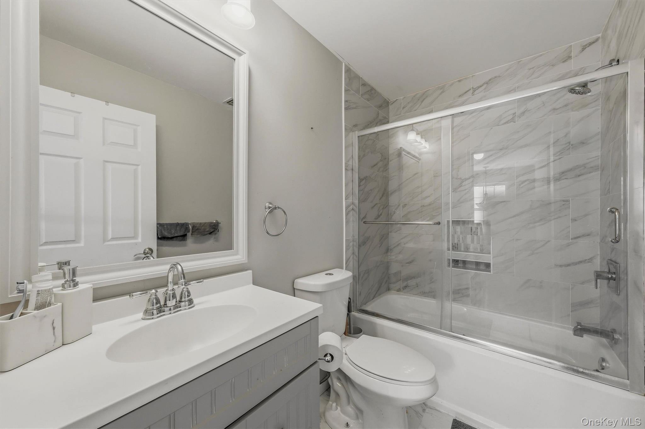 Single Family Peach Place Orange County, NY 10940, MLS-1014371-20