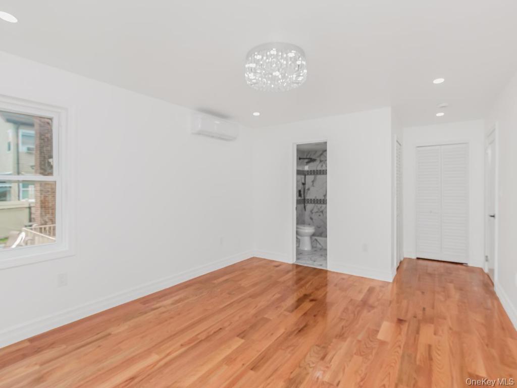 Single Family 226th Street Queens, NY 11413, MLS-1014373-15