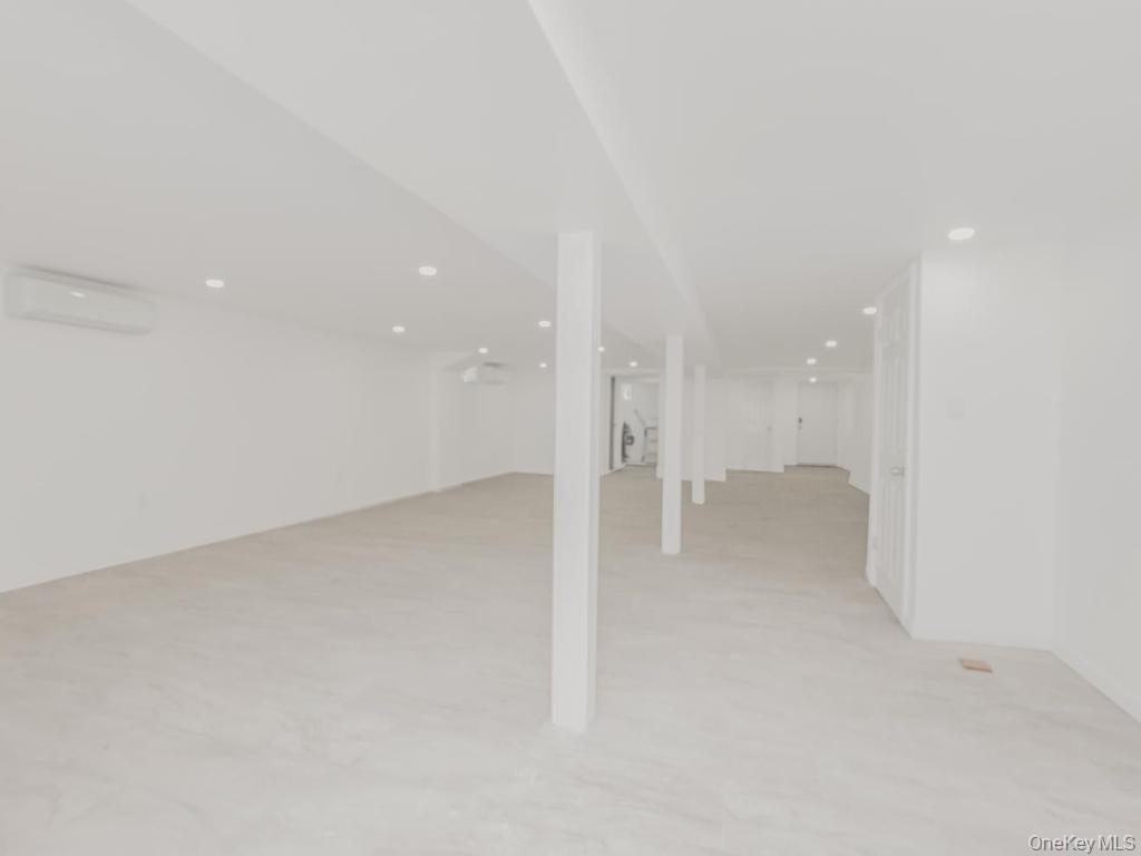 Single Family 226th Street Queens, NY 11413, MLS-1014373-18