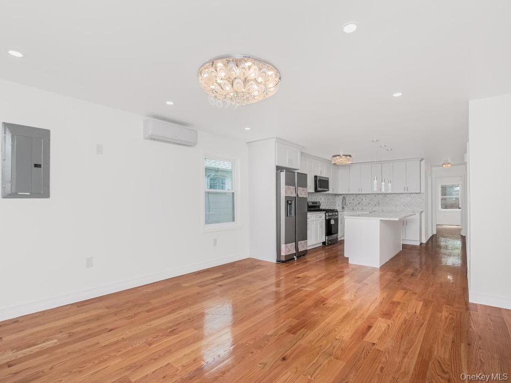 Single Family 226th Street  Queens, NY 11413, MLS-1014373-26