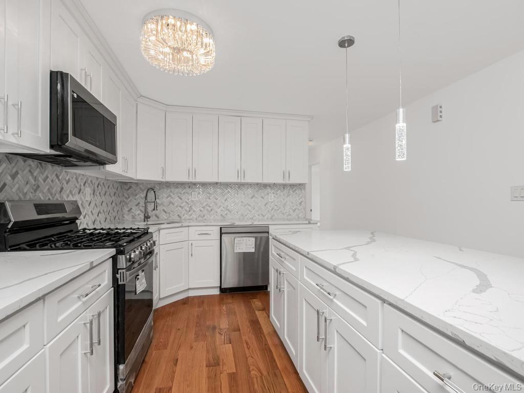 Single Family 226th Street Queens, NY 11413, MLS-1014373-3