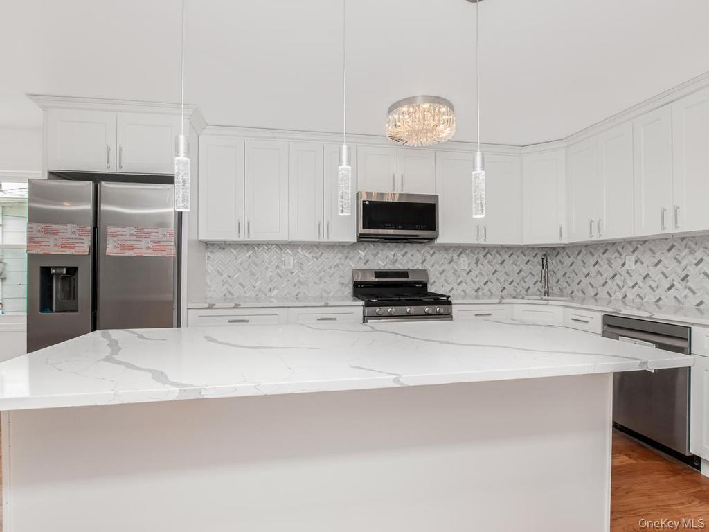 Single Family 226th Street Queens, NY 11413, MLS-1014373-4