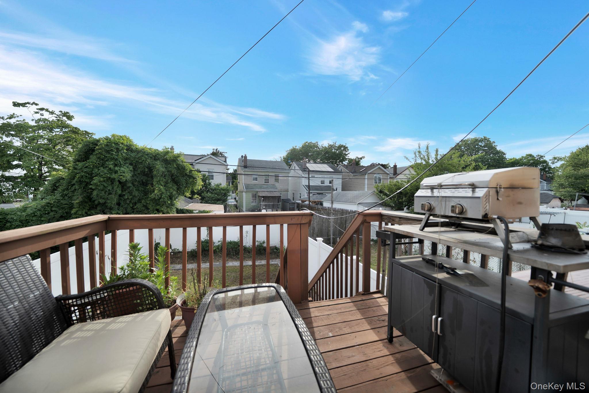 Single Family Little Neck Parkway Queens, NY 11001, MLS-1014432-11