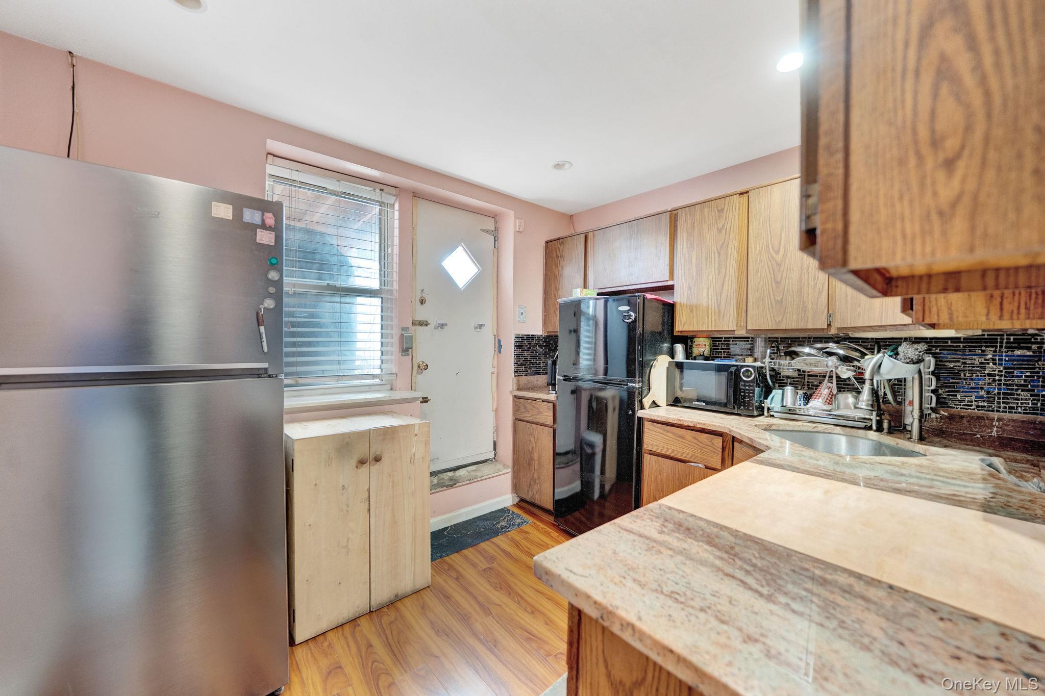 Single Family Little Neck Parkway Queens, NY 11001, MLS-1014432-17