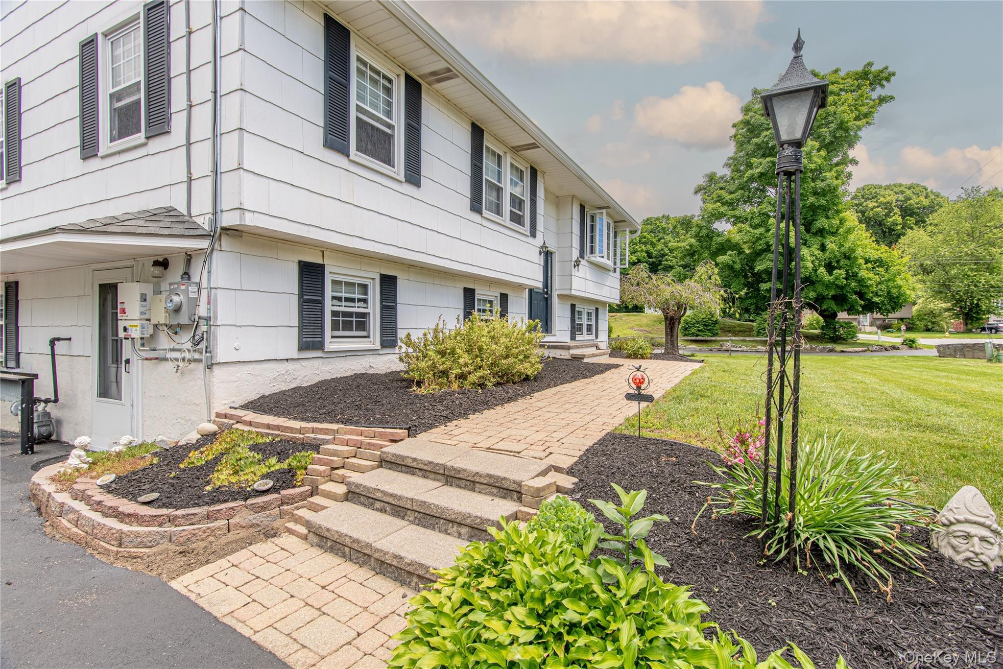 Single Family Russett Lane  Dutchess County, NY 12590, MLS-1014450-3