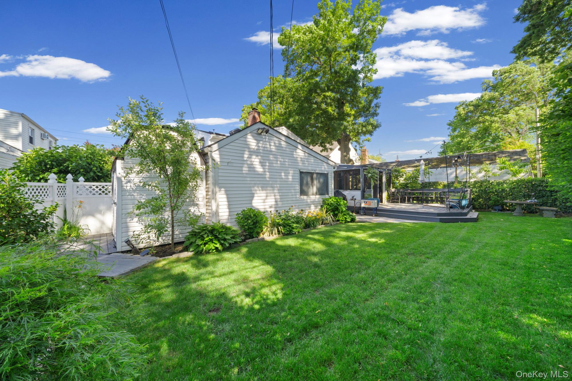 Single Family Gordon Road Nassau County, NY 11581, MLS-1014461-14