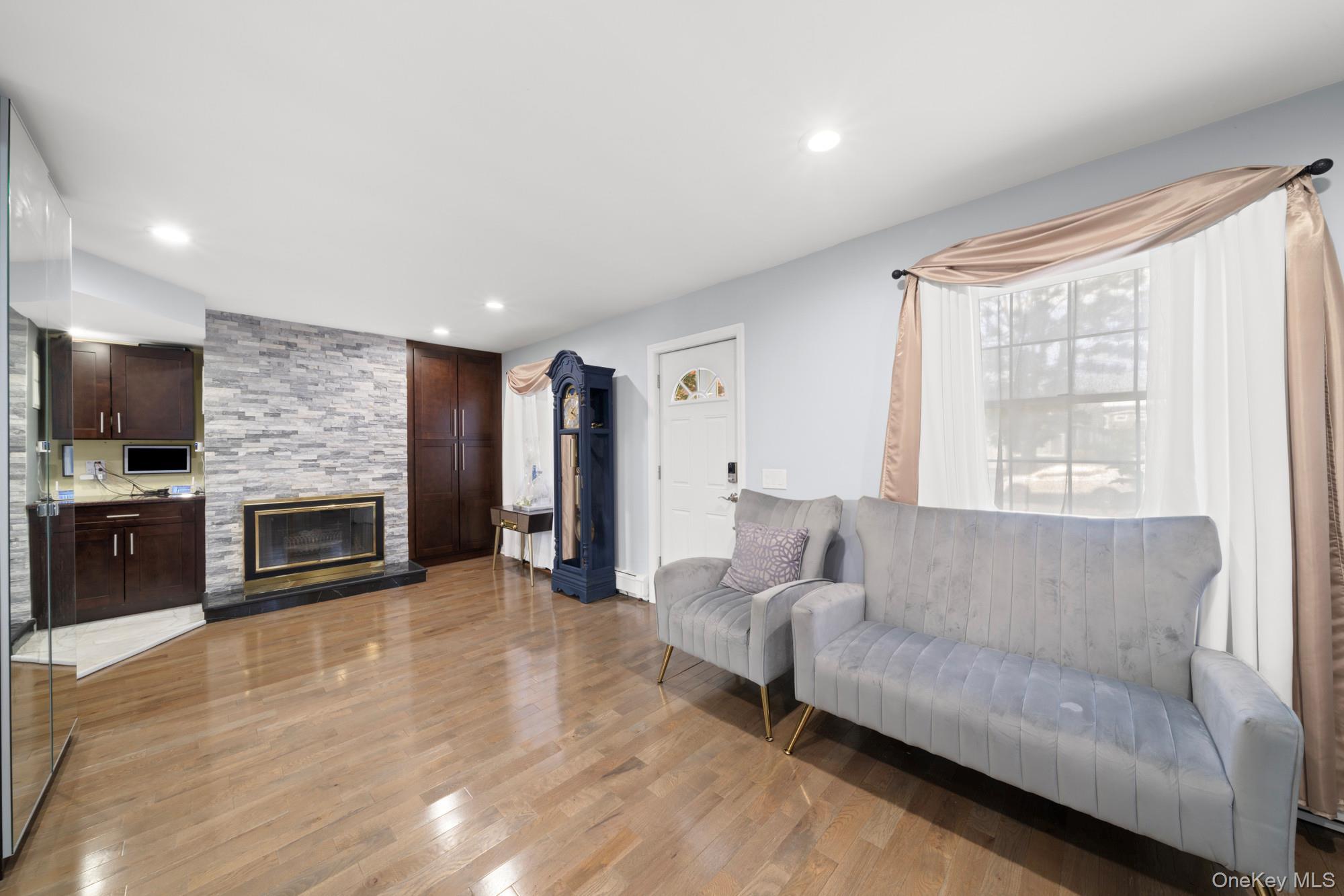 Single Family Gordon Road Nassau County, NY 11581, MLS-1014461-7
