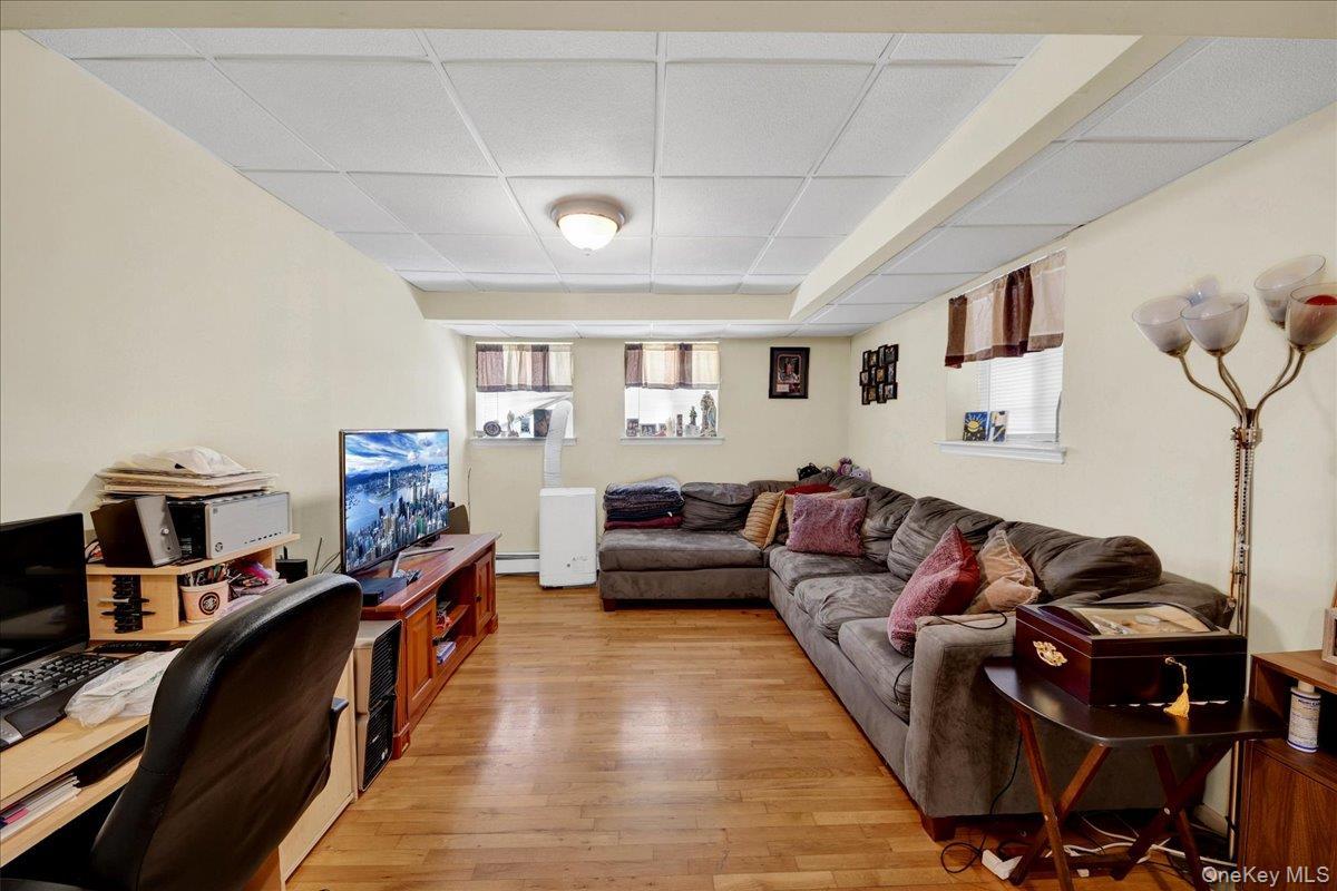 Single Family Dean Avenue Bronx, NY 10465, MLS-1014481-26