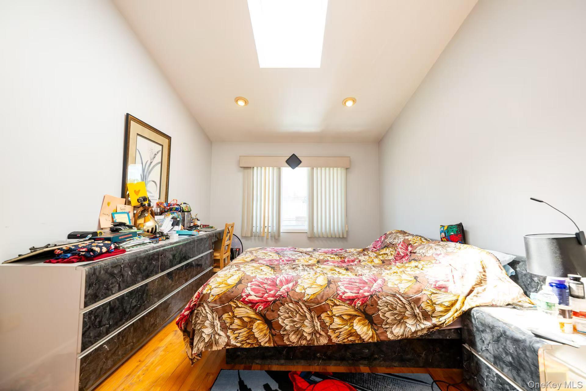 Single Family 28th Road Queens, NY 11360, MLS-1014491-18