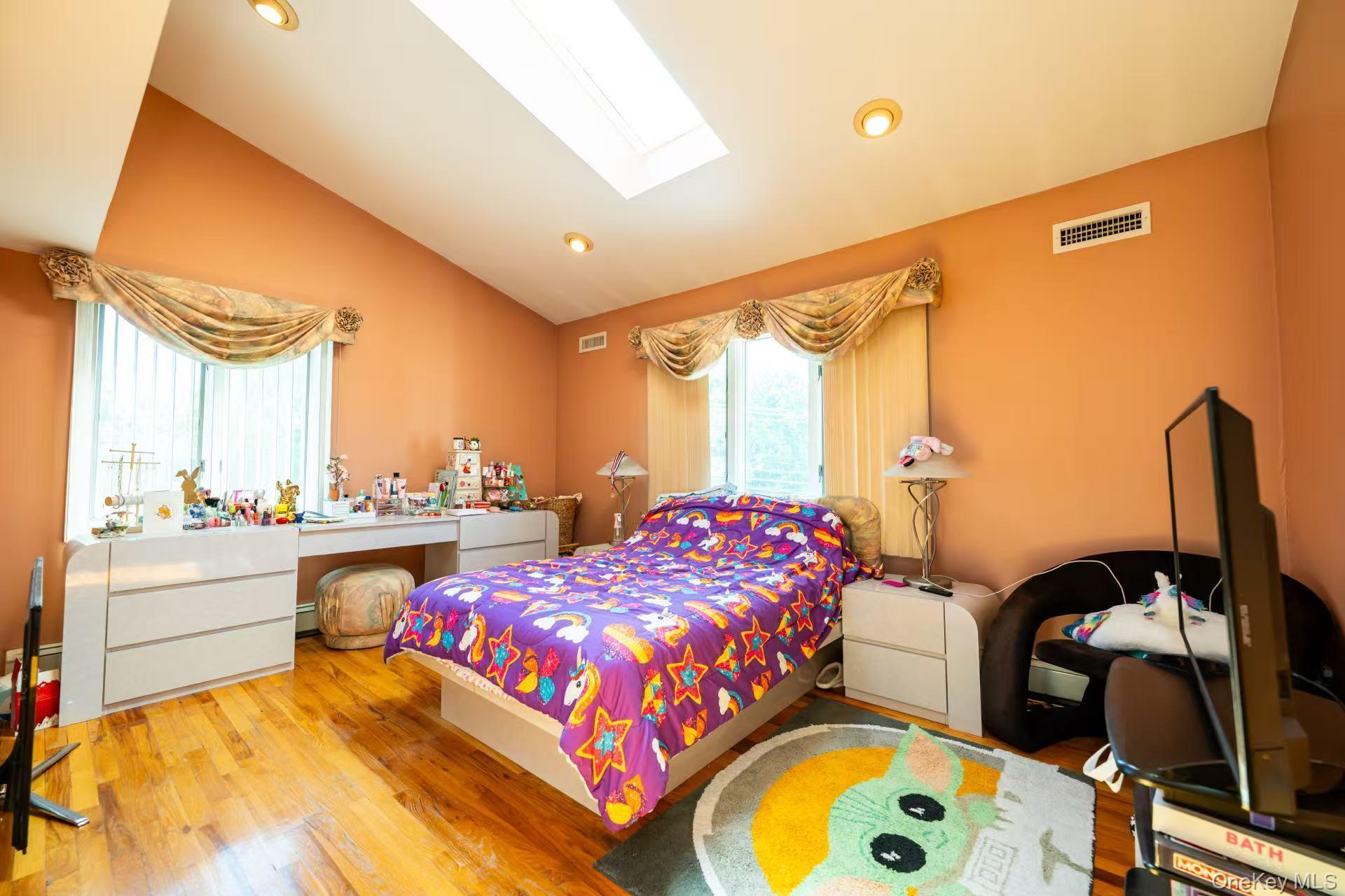 Single Family 28th Road Queens, NY 11360, MLS-1014491-20