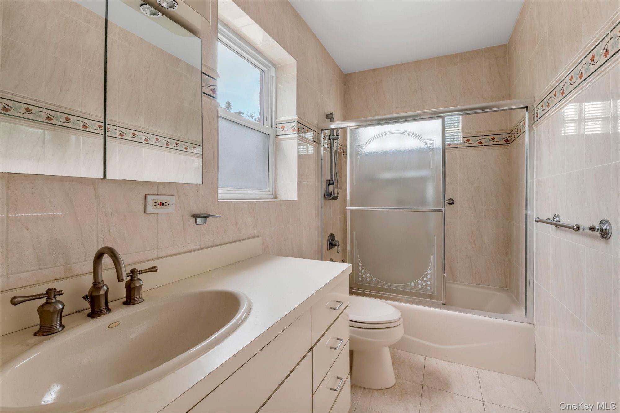Single Family Hoover Avenue Queens, NY 11435, MLS-1014494-22