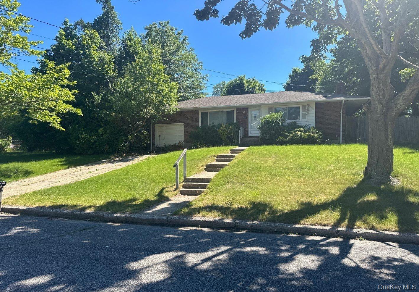 Single Family Agate Street  Suffolk County, NY 11706, MLS-1014509-4