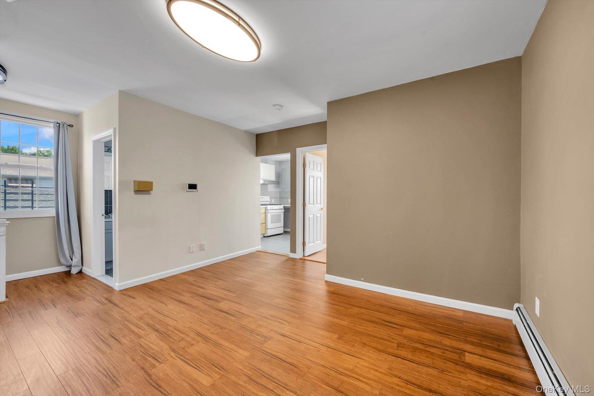 Single Family 96th Queens, NY 11369, MLS-1014523-4