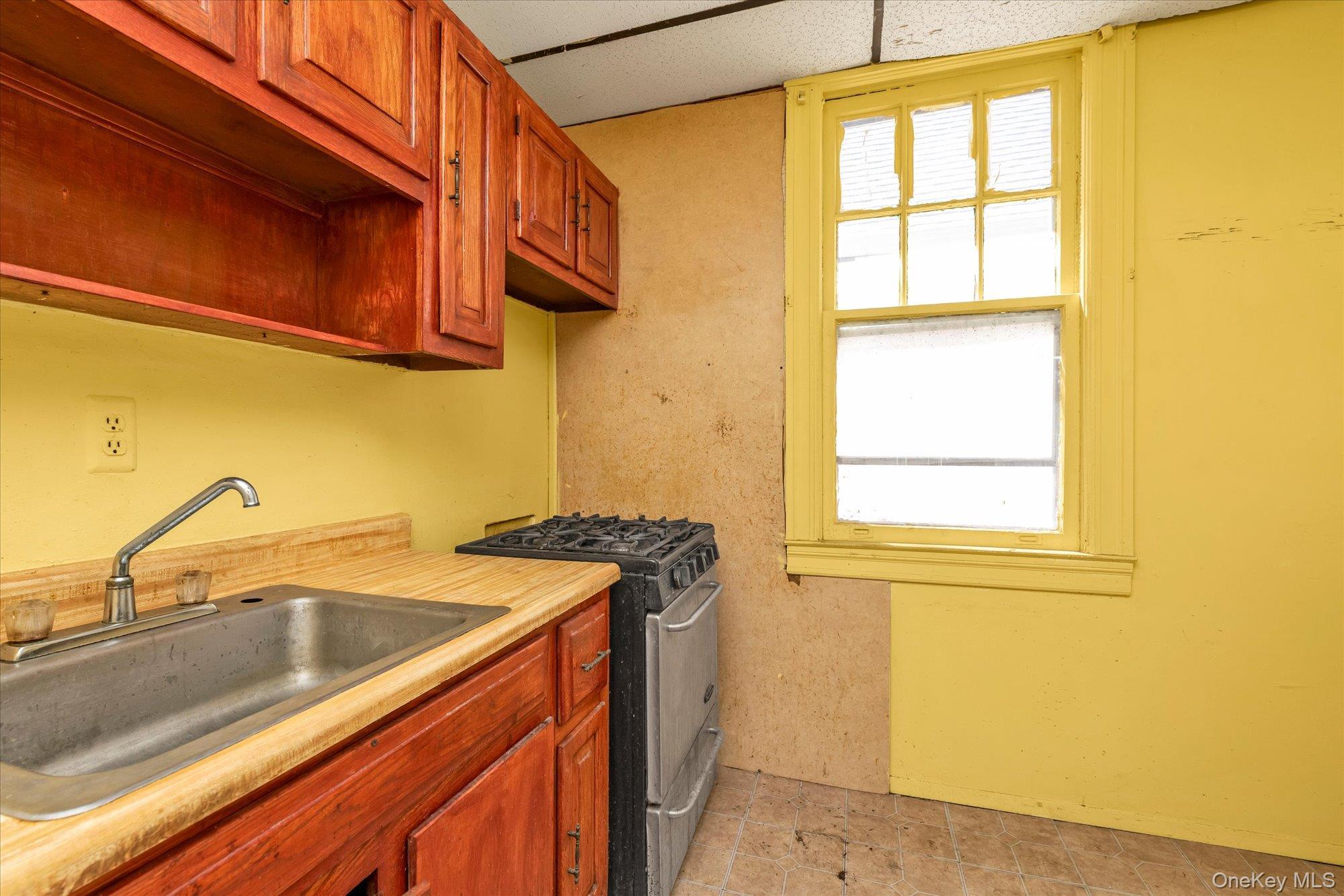 Single Family 196th  Queens, NY 11412, MLS-1014557-17