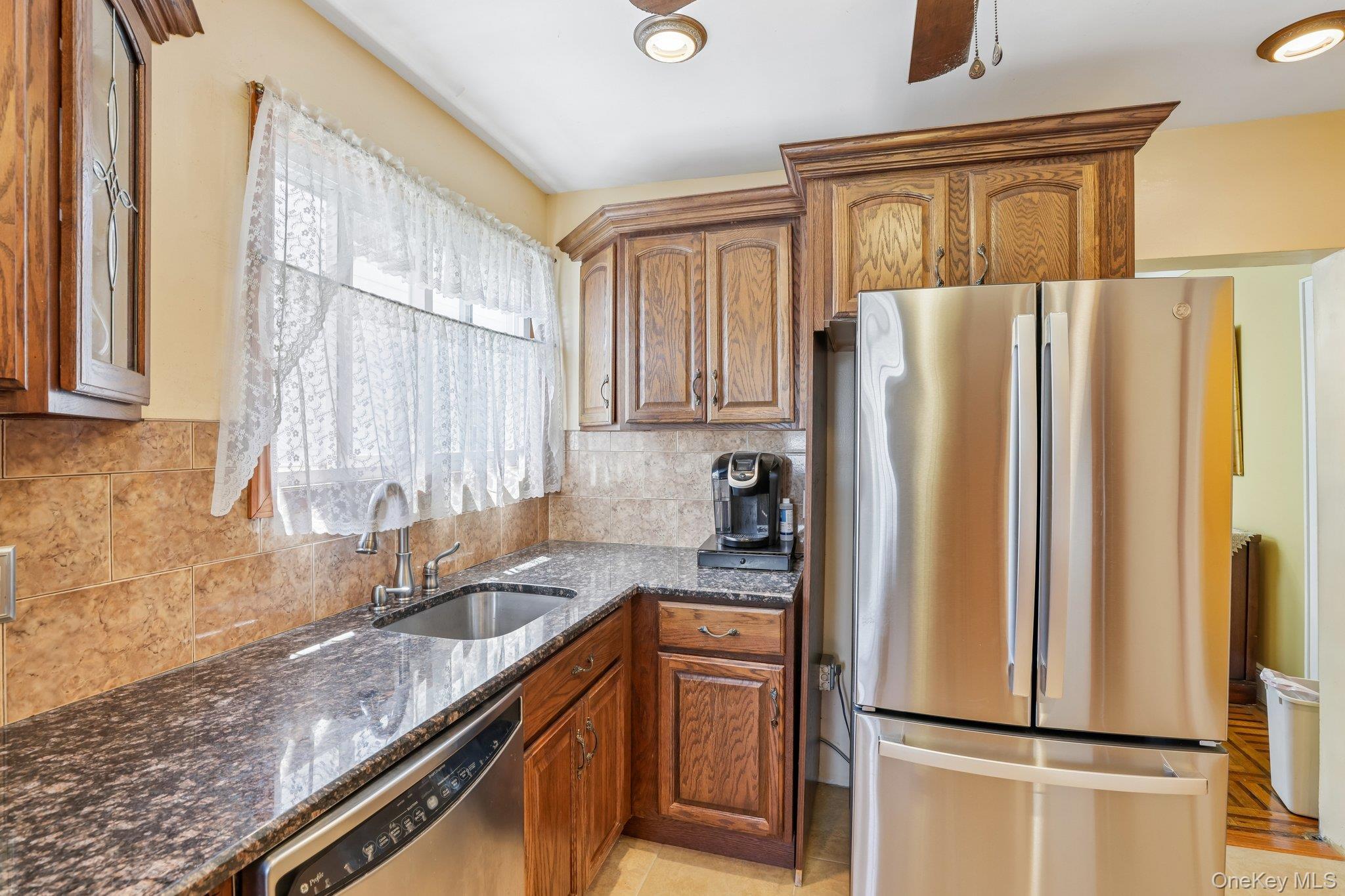 Single Family 243rd Street Queens, NY 11422, MLS-1014601-12