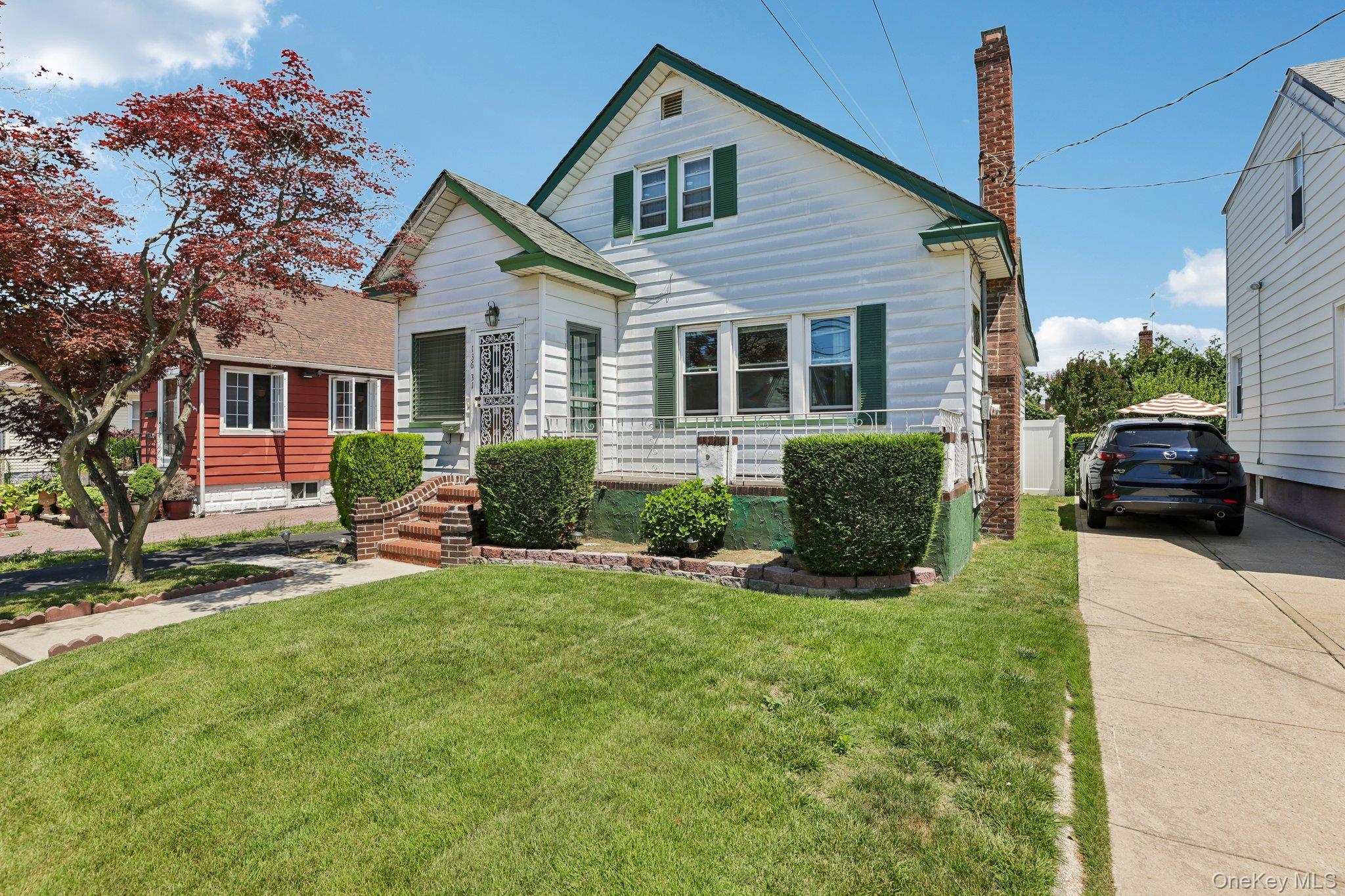 Single Family 243rd Street Queens, NY 11422, MLS-1014601-2