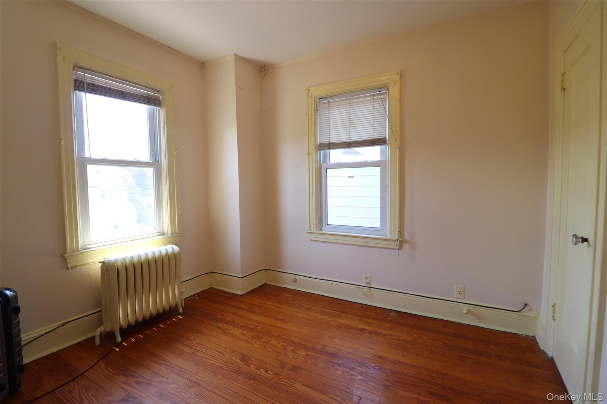 Single Family Country Club Road Bronx, NY 10465, MLS-1014621-15