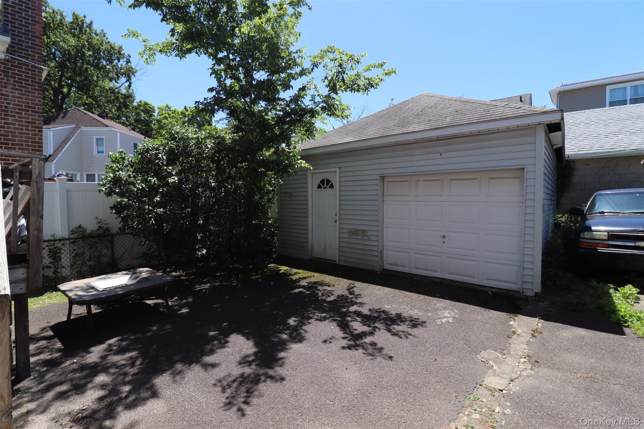 Single Family Country Club Bronx, NY 10465, MLS-1014621-3