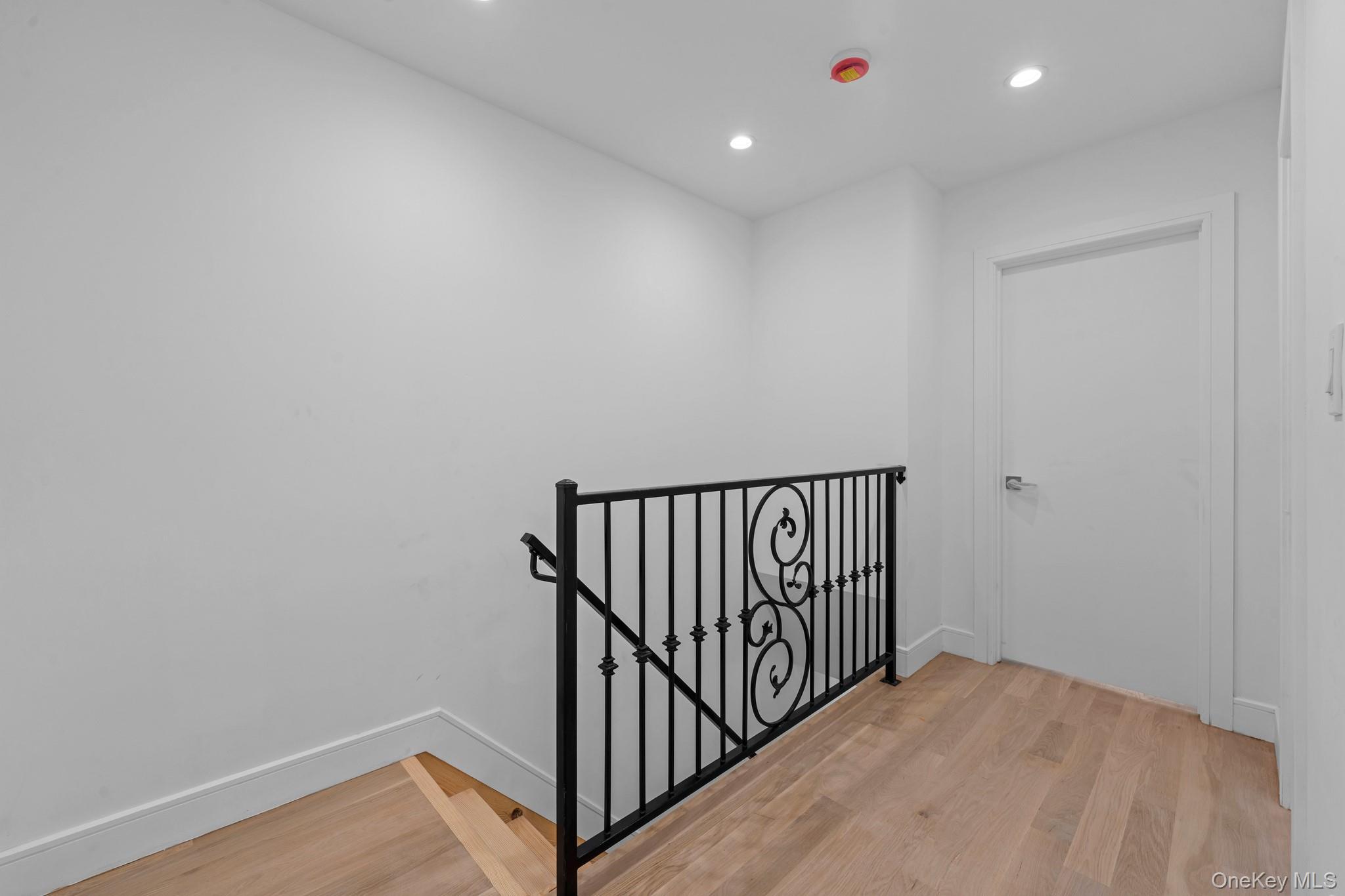 Single Family Westgate Street Queens, NY 11413, MLS-1014629-13
