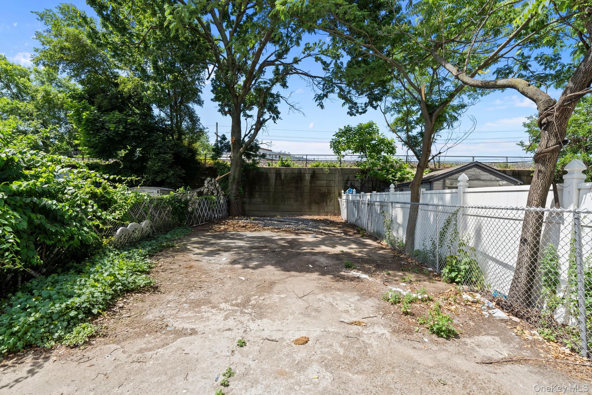 Single Family Westgate Street Queens, NY 11413, MLS-1014629-25