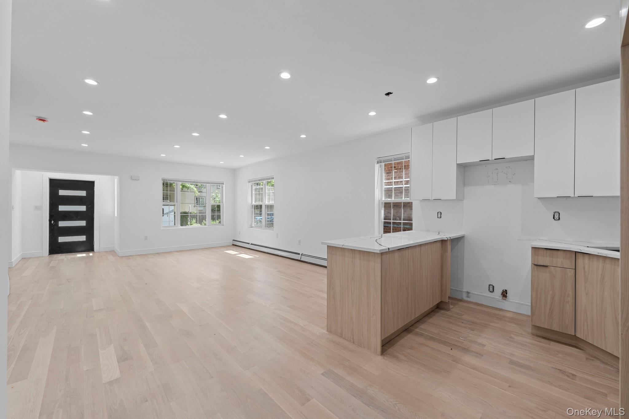 Single Family Westgate Street Queens, NY 11413, MLS-1014629-7