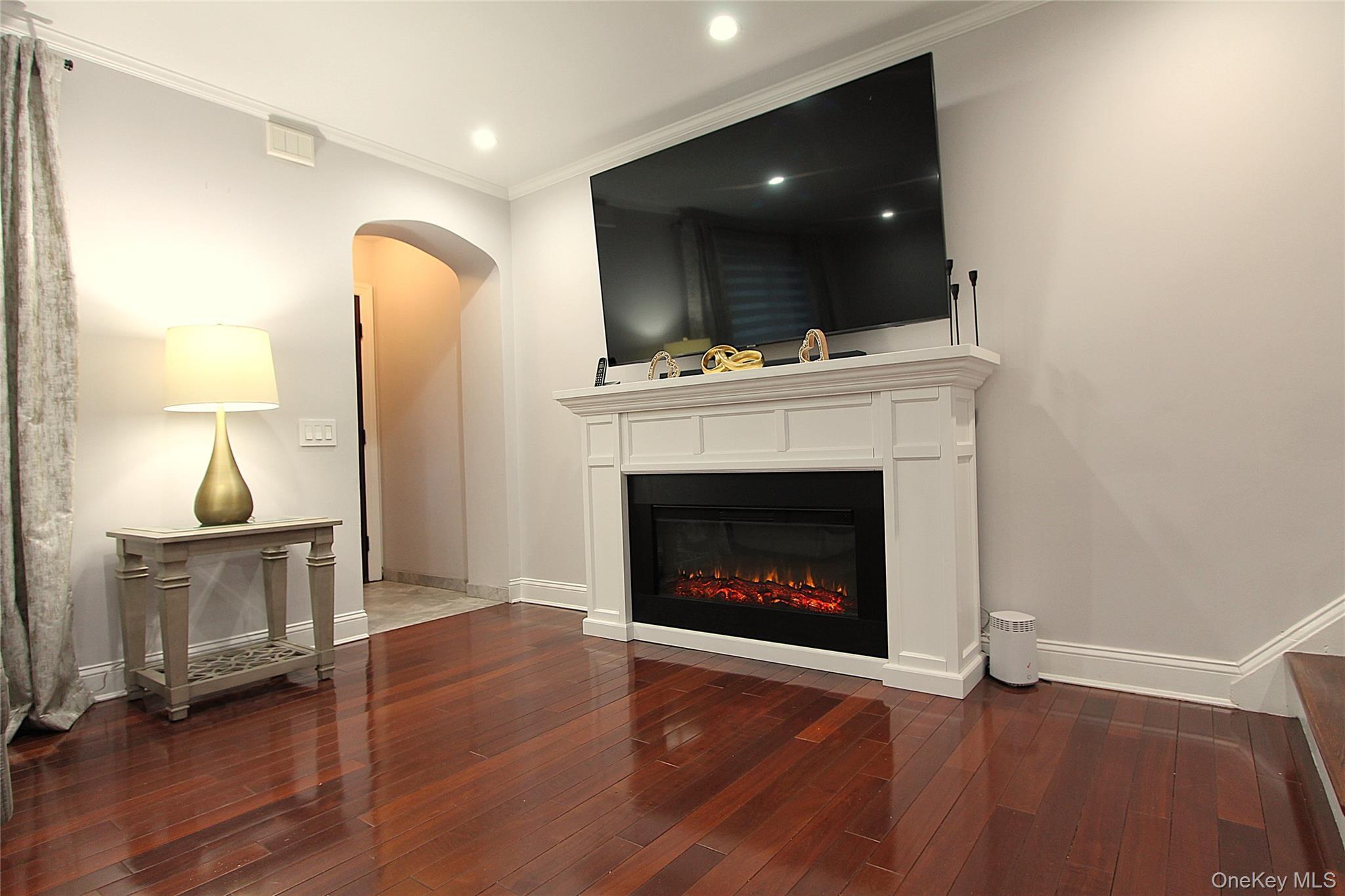 Single Family 79th Street  Queens, NY 11379, MLS-1014639-5