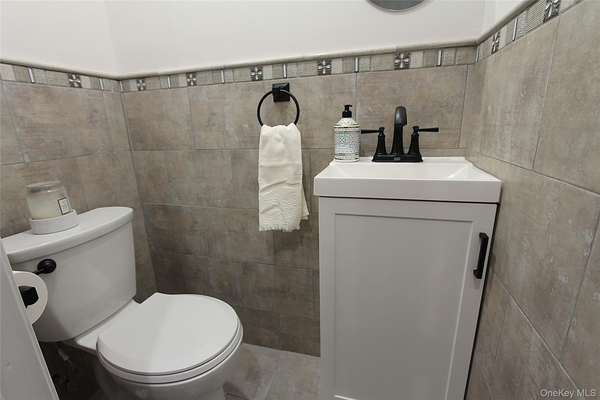 Single Family 79th Street  Queens, NY 11379, MLS-1014639-9