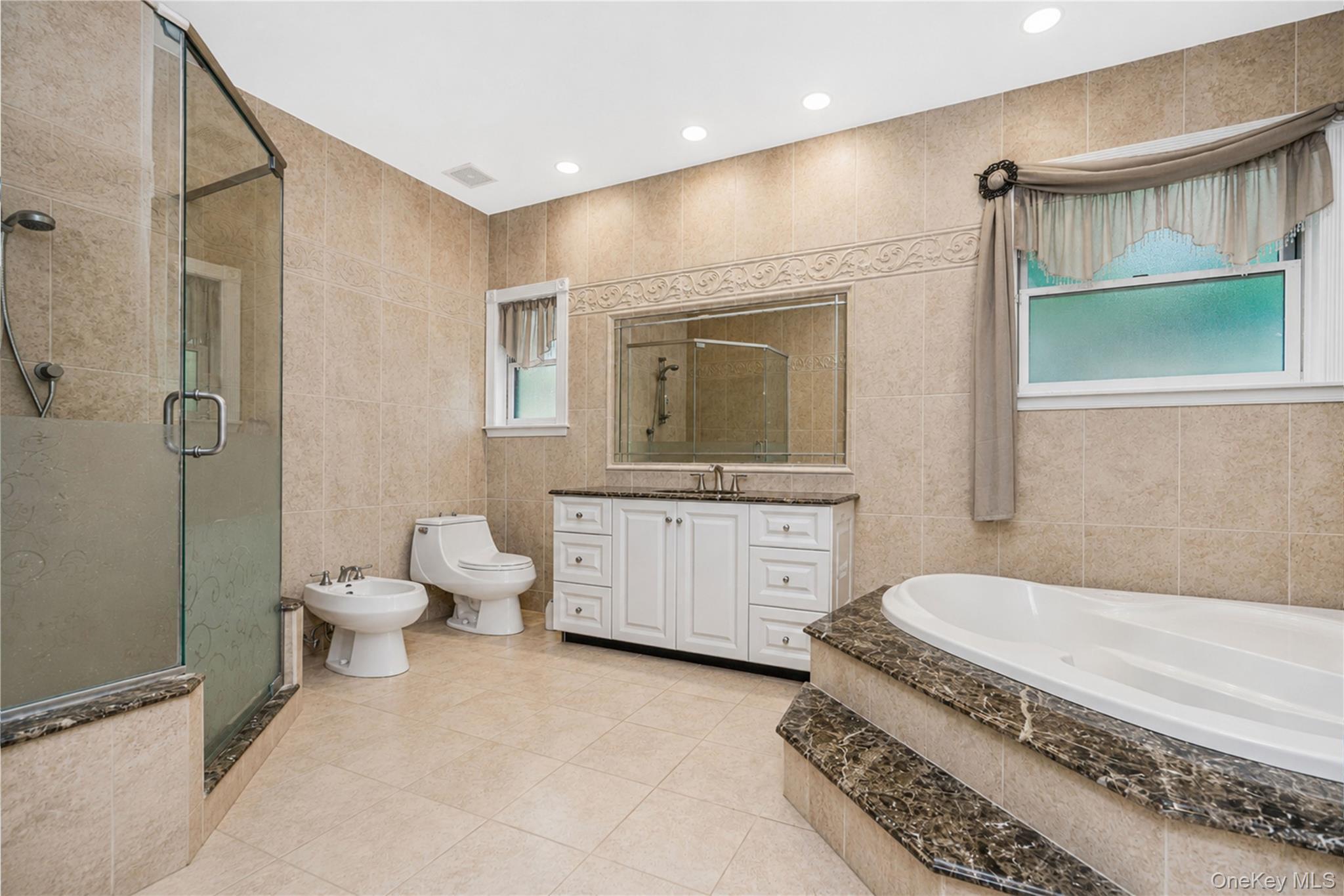 Single Family Diana Staten Island, NY 10304, MLS-1014643-22