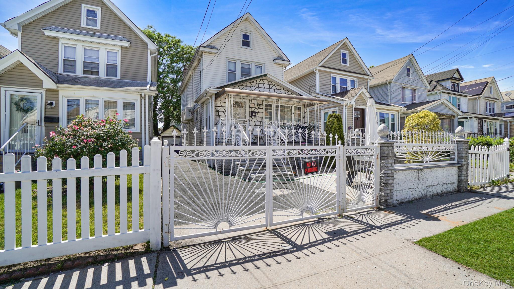 Single Family 196th Street  Queens, NY 11412, MLS-1014663-2