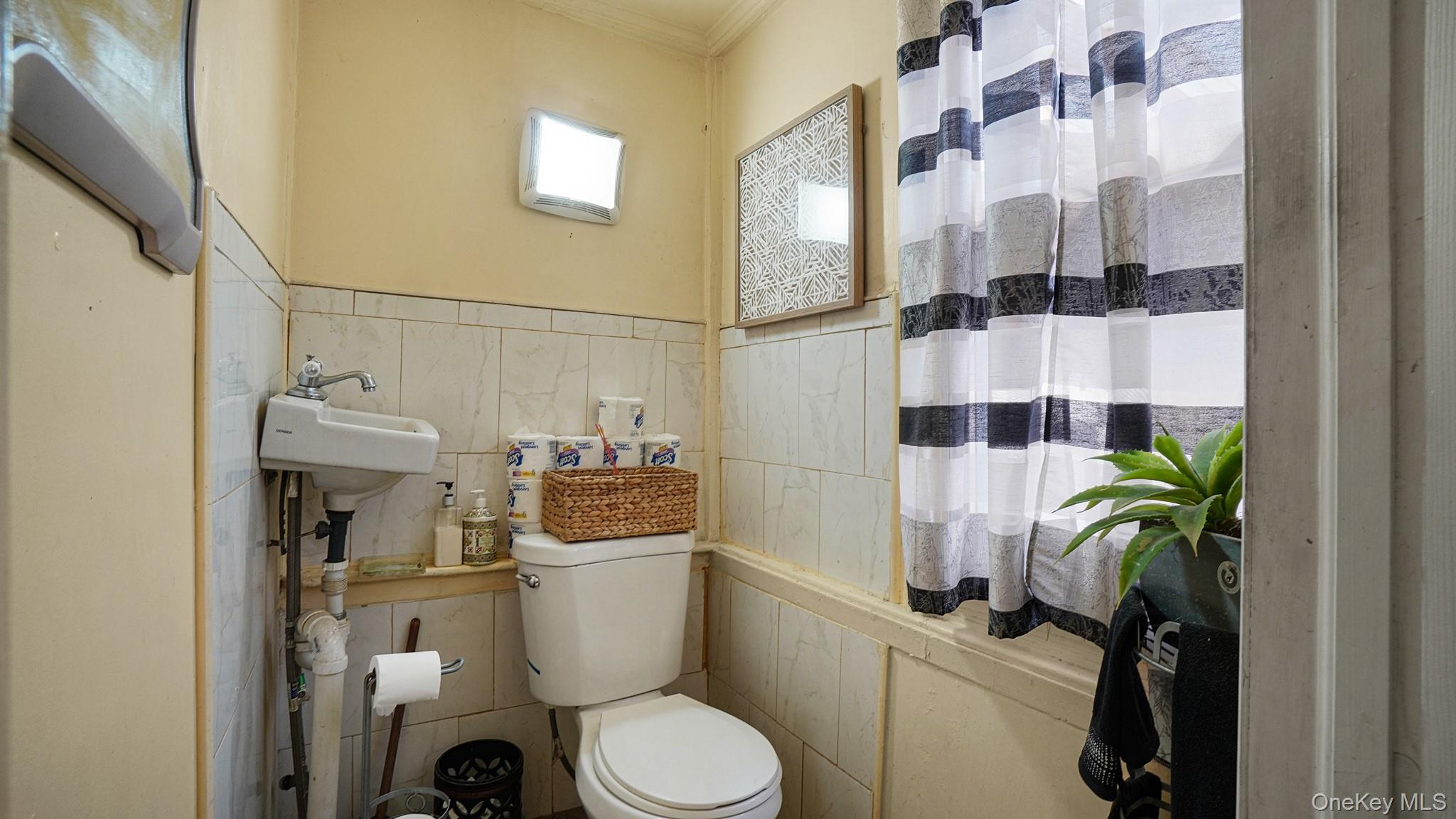 Single Family 196th Street  Queens, NY 11412, MLS-1014663-7