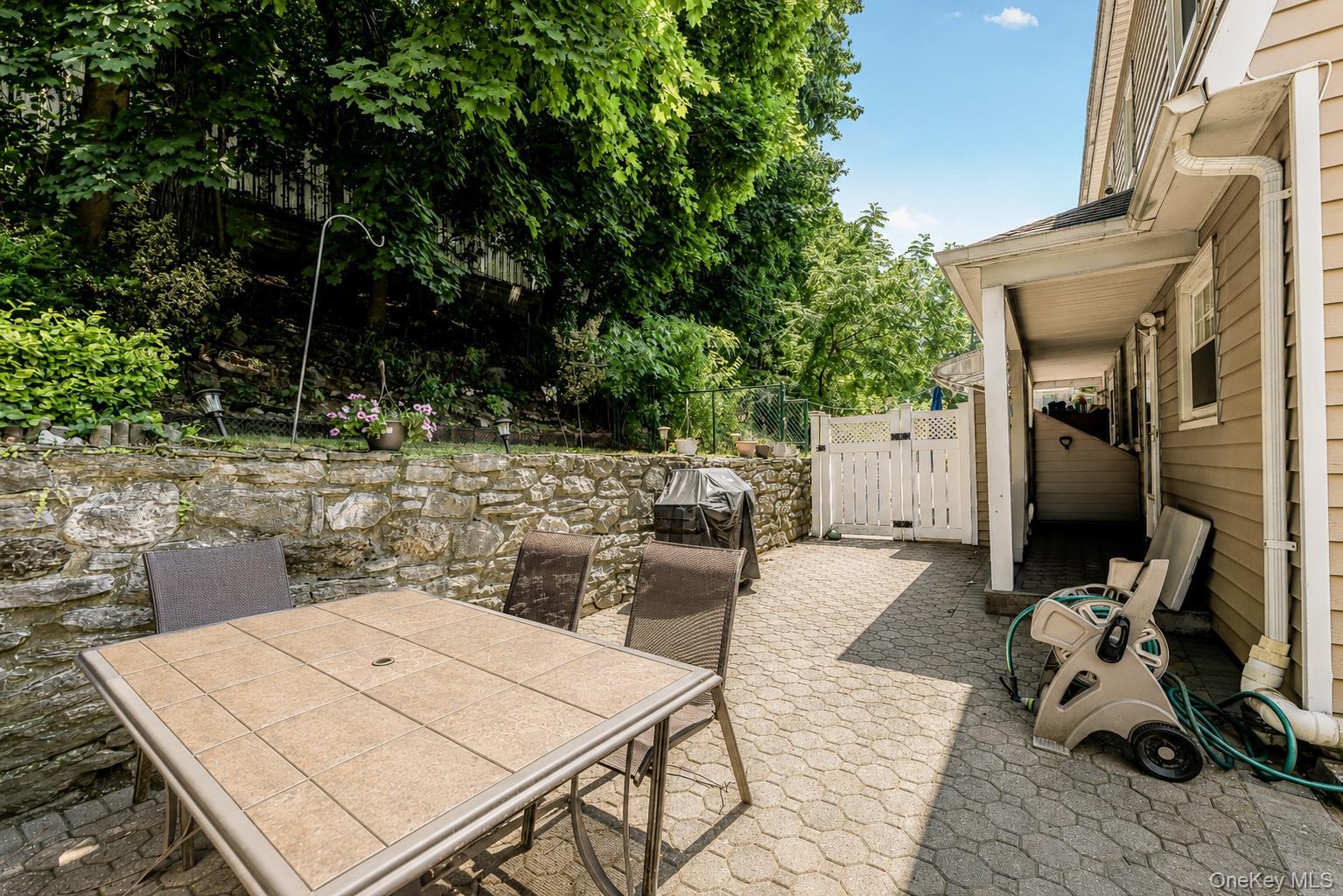 Single Family Midland Avenue  Westchester County, NY 10707, MLS-1014666-22