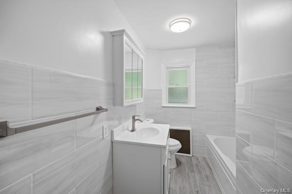 Single Family N Magee Street  Suffolk County, NY 11968, MLS-1014669-25