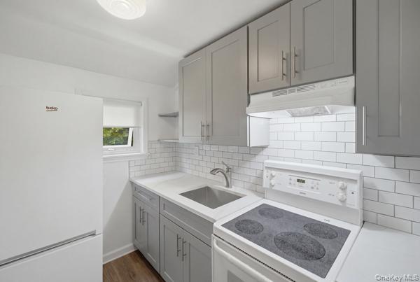 Single Family N Magee Street  Suffolk County, NY 11968, MLS-1014669-33