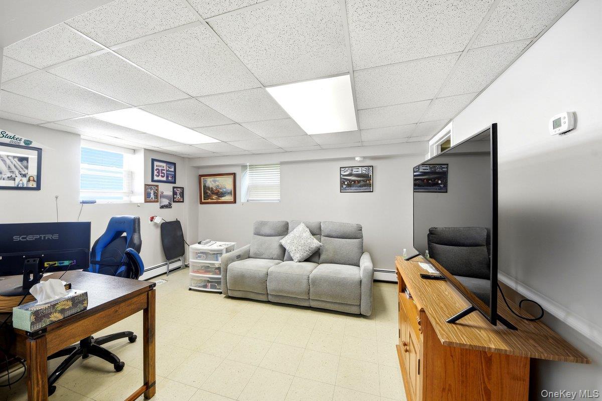Single Family Graff  Bronx, NY 10465, MLS-1014694-19