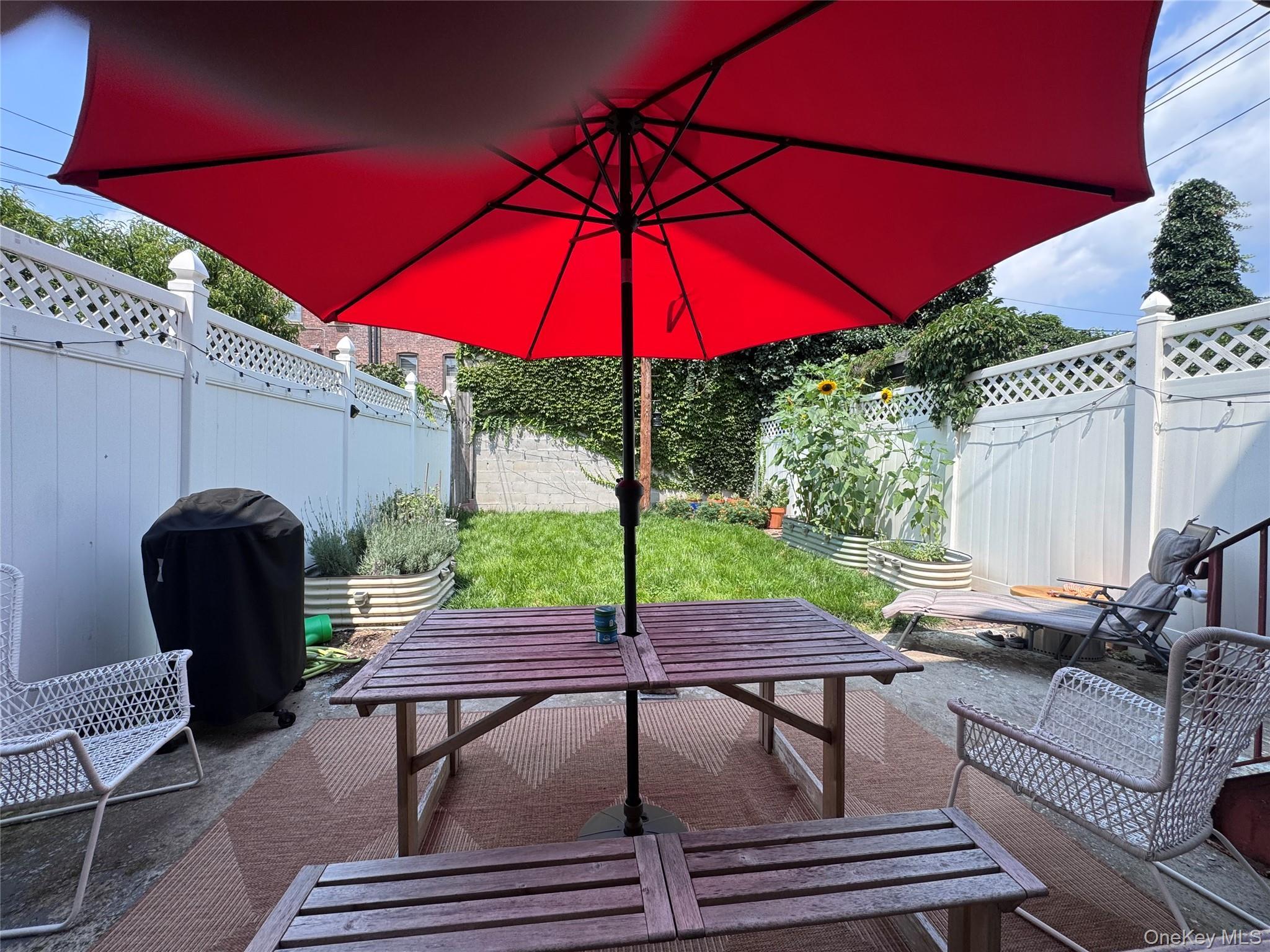 Single Family 74th Avenue  Queens, NY 11385, MLS-1014702-3