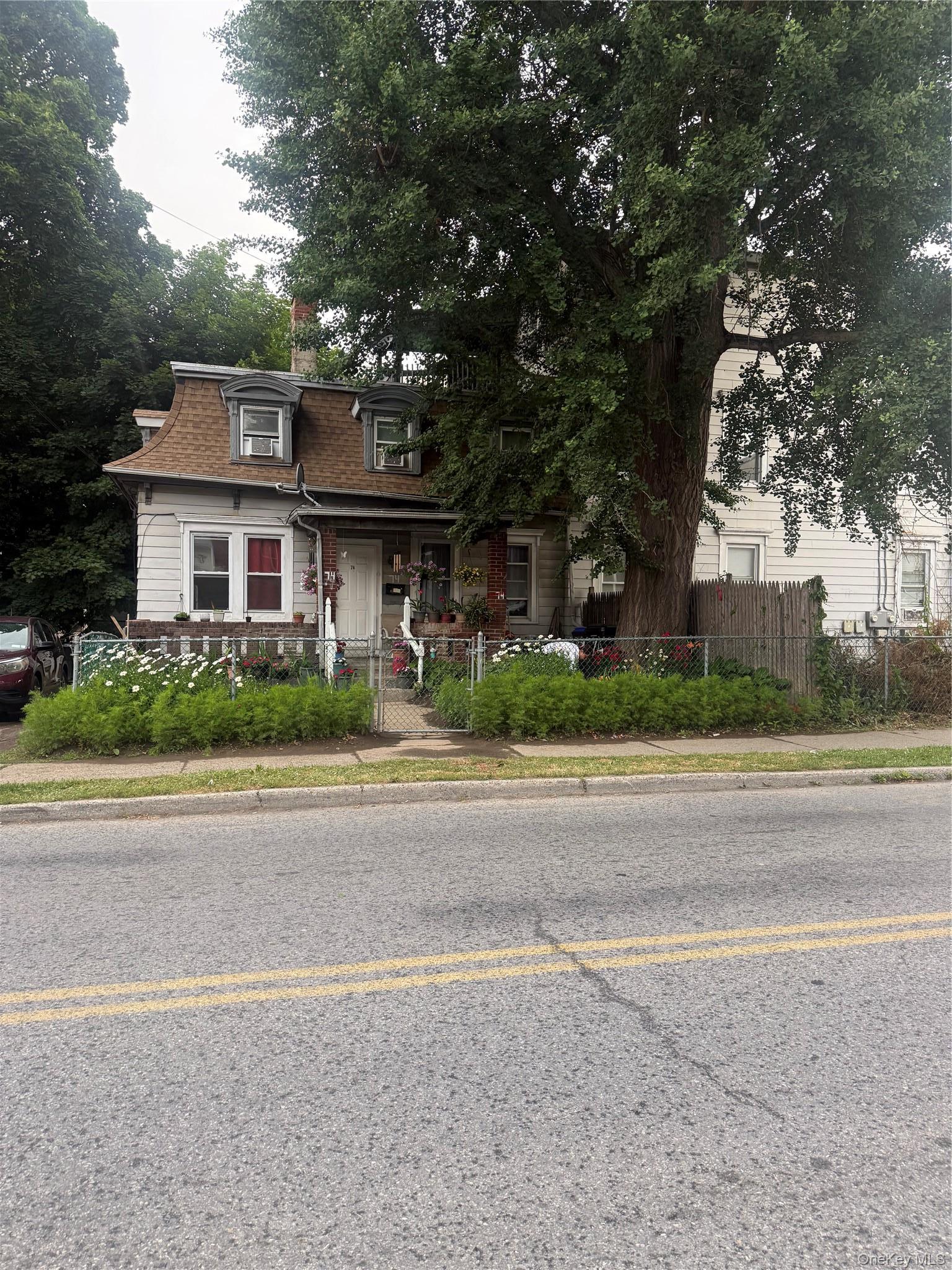 Single Family Noxon Street  Dutchess County, NY 12601, MLS-1014722-12