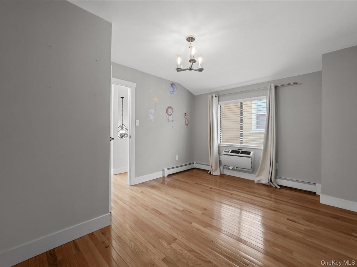 Single Family 9th Avenue  Queens, NY 11356, MLS-1014729-33
