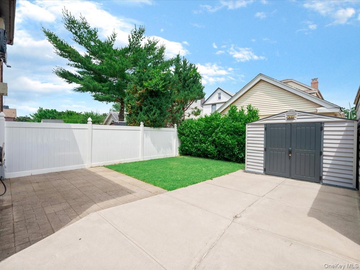 Single Family 9th Avenue  Queens, NY 11356, MLS-1014729-36