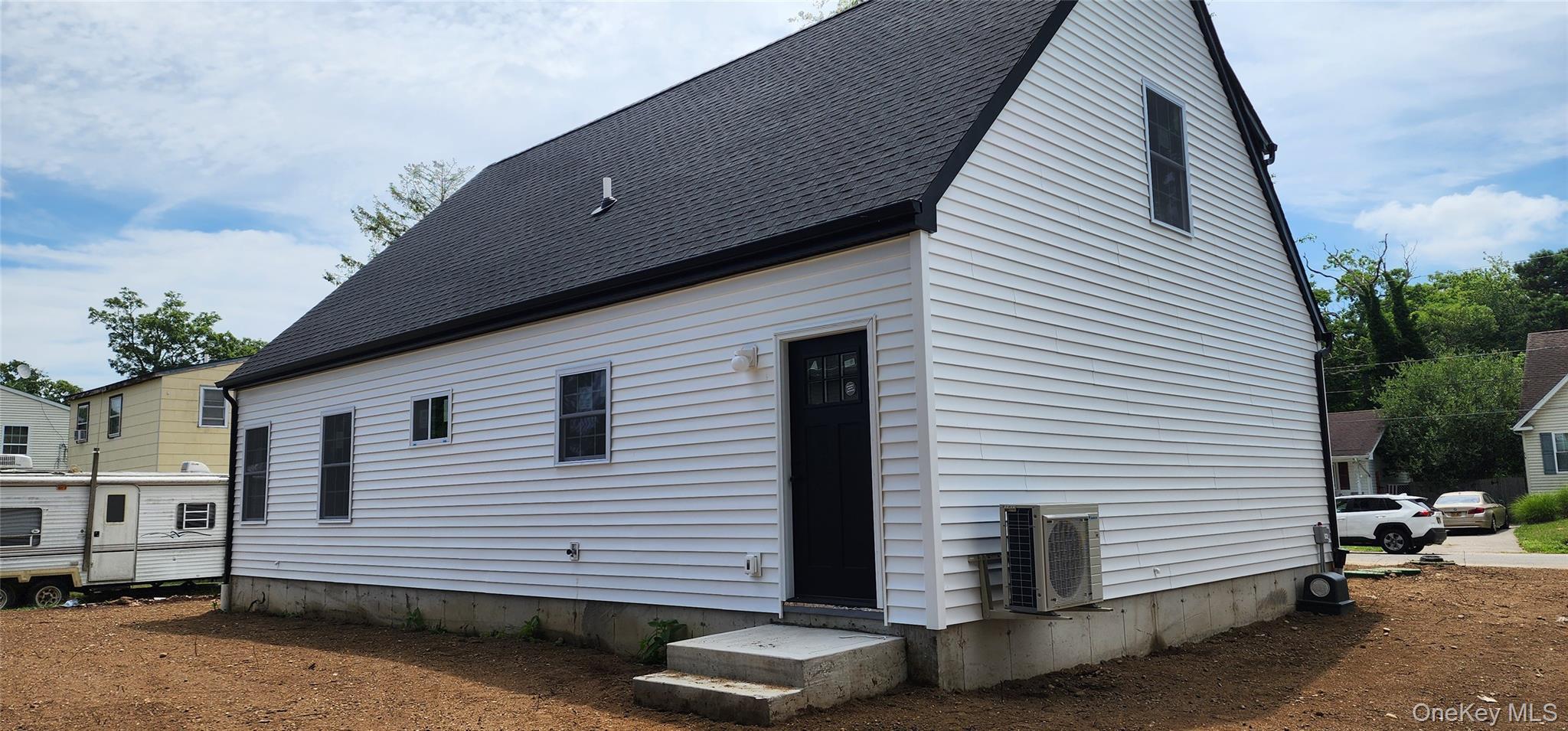 Single Family Robinson Drive  Suffolk County, NY 11967, MLS-1014731-2