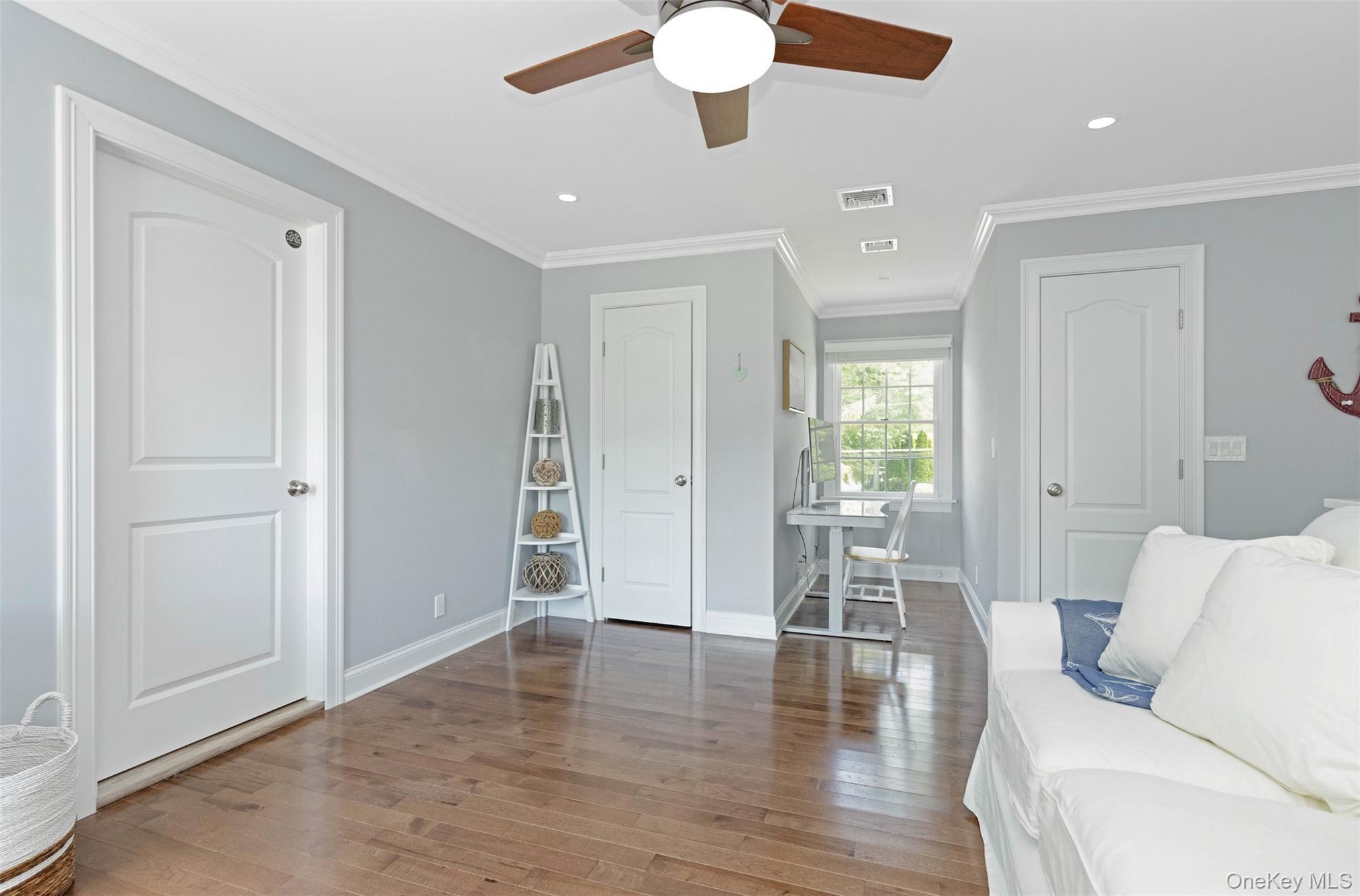 Single Family Ole Jule Lane Suffolk County, NY 11952, MLS-1014736-24