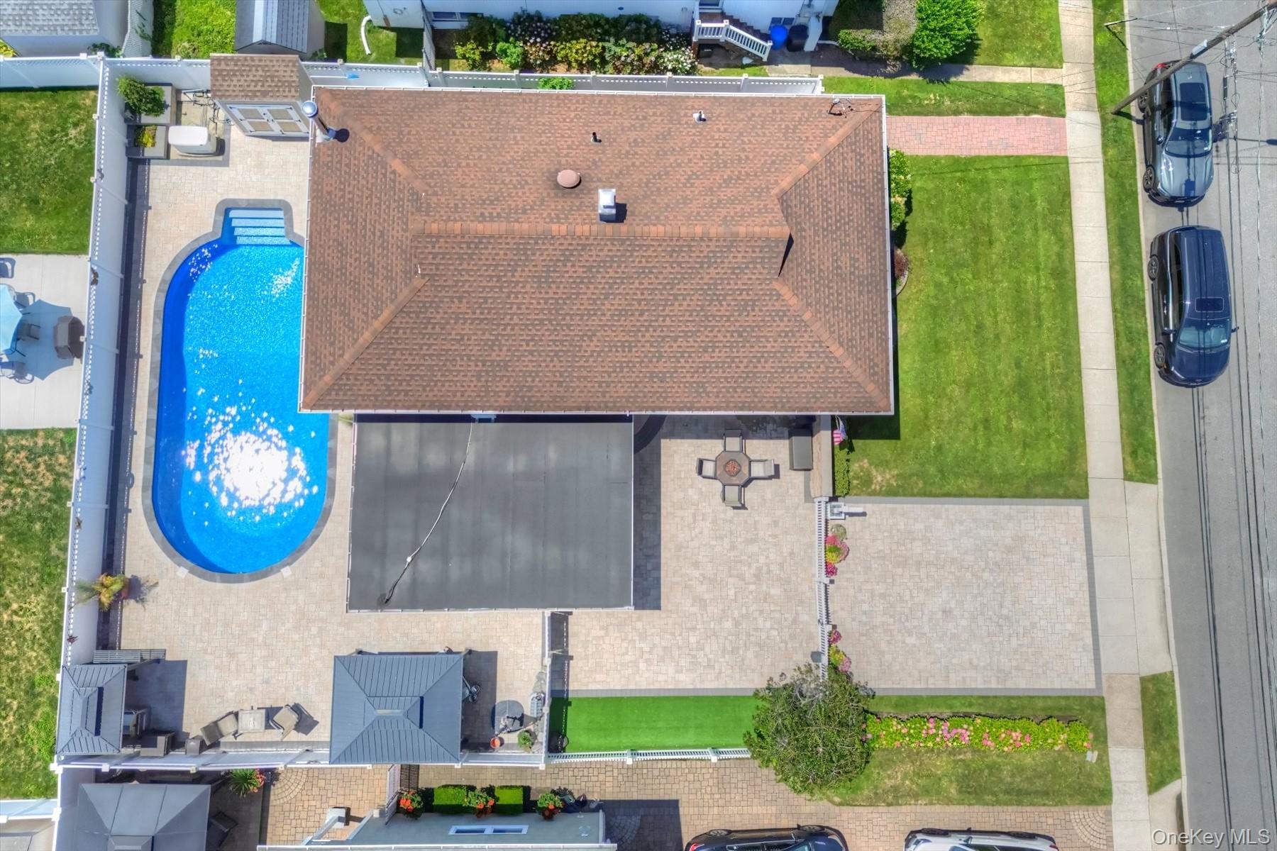 Single Family Elaine Drive  Nassau County, NY 11572, MLS-1014740-7