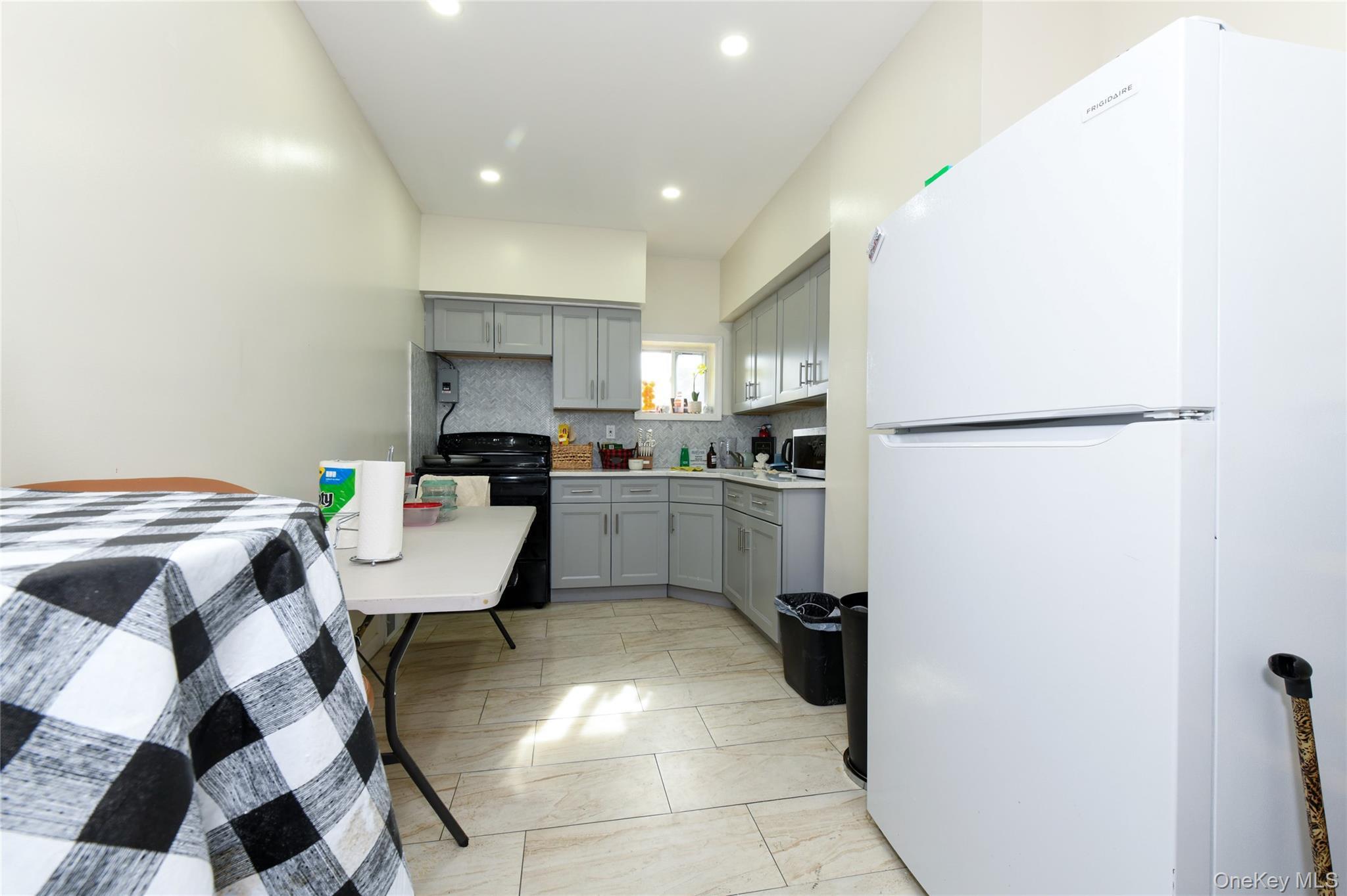 Single Family Lefferts Boulevard Queens, NY 11419, MLS-1014763-16