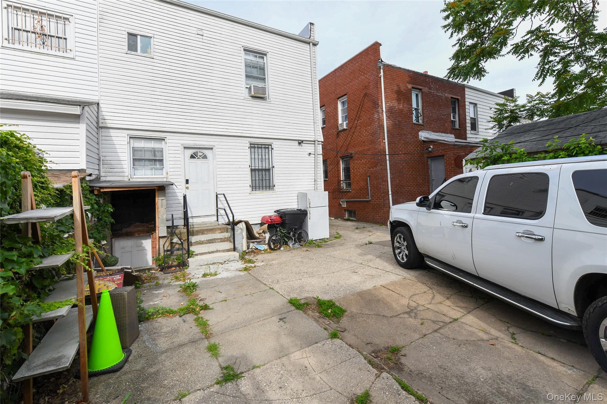 Single Family Lefferts Boulevard  Queens, NY 11419, MLS-1014763-23