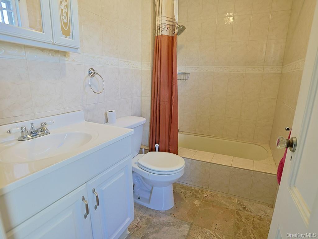 Single Family Lincoln Street Orange County, NY 10940, MLS-1014764-17
