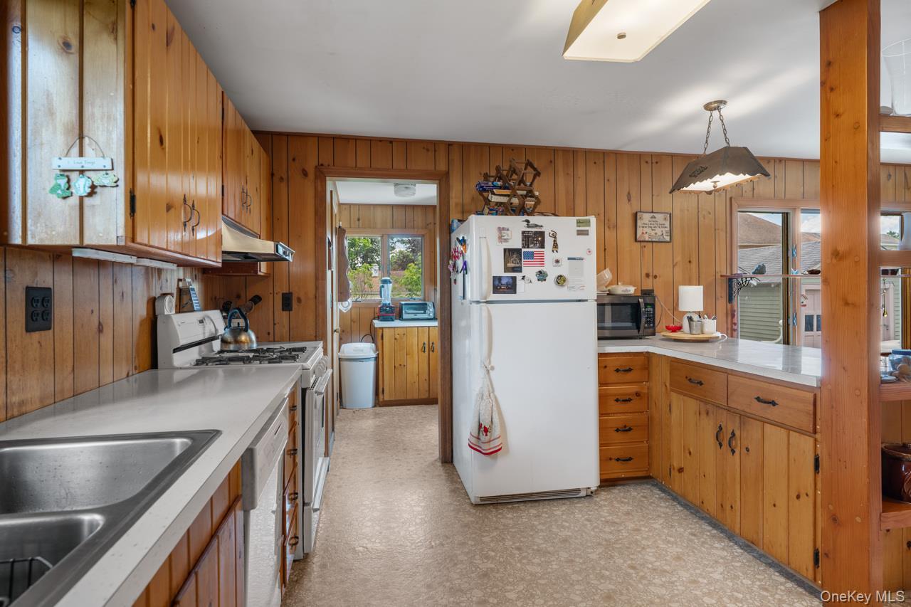Single Family Lyman Avenue Orange County, NY 12771, MLS-1014806-15