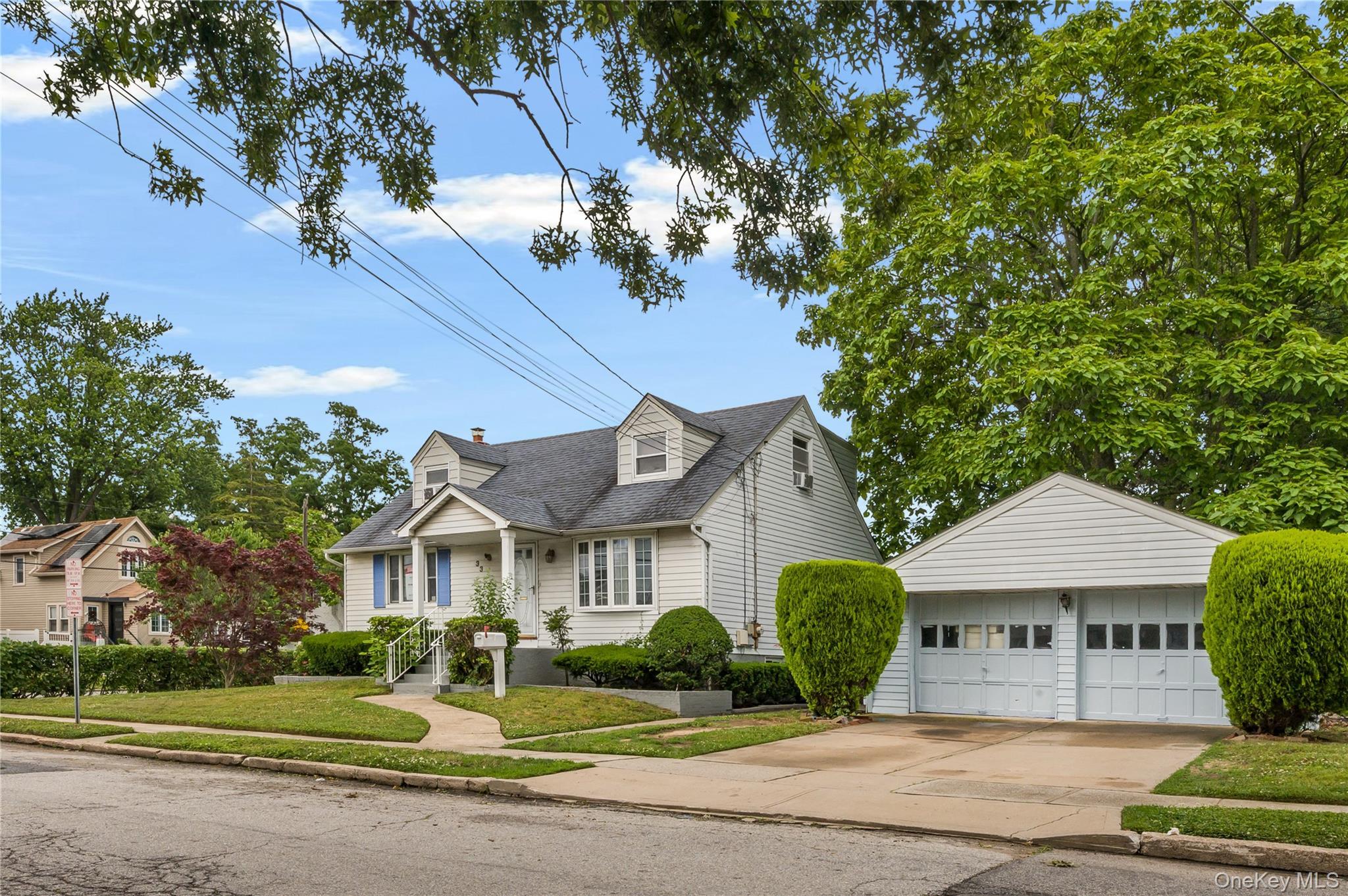 Single Family N Montgomery Street Nassau County, NY 11580, MLS-1014818-2