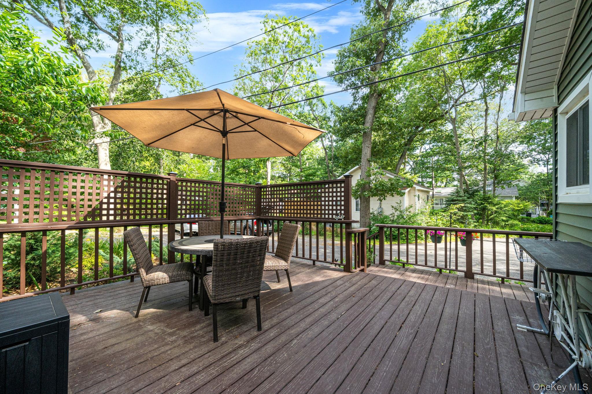Single Family Oakleigh Suffolk County, NY 11933, MLS-1014820-17